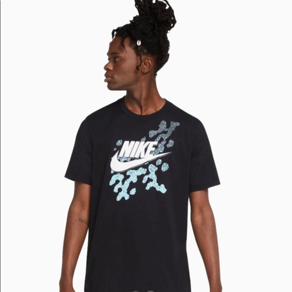 Nike Beach Party Futura Tee